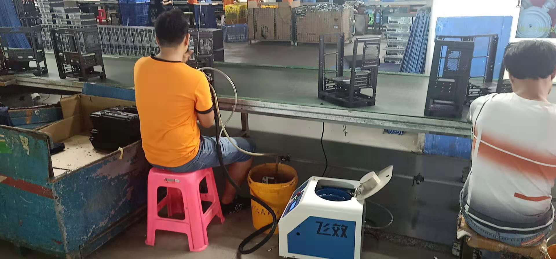 精億電腦機箱鉚接案例