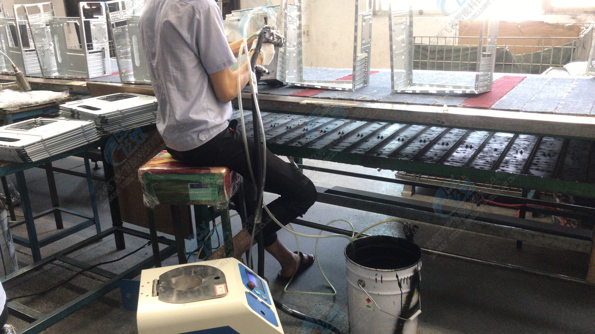 自動送料鉚釘機組裝注意事項